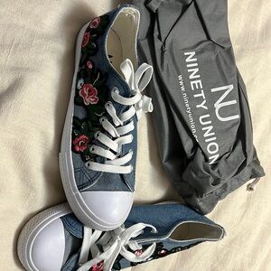 Ninety Union Sneakers Sundown blue Size 9 New